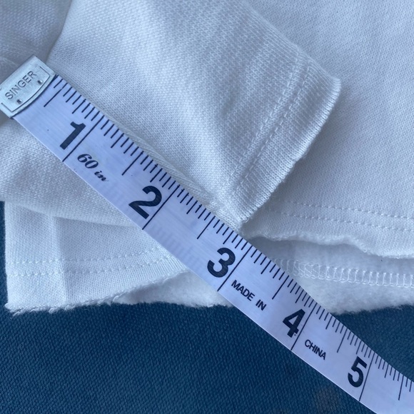 Cute and SUMMERY☀️🌴🌊SPLENDID shorts! White "sweatshirt"material w/pink trim!! - Picture 5 of 12